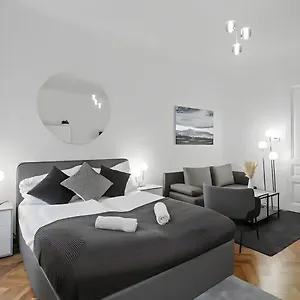 Апартаменты Apartment, Central, 2 Min To U1 Keplerplatz, Вена
